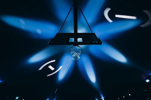 les techniques de jeu de jambes en combat